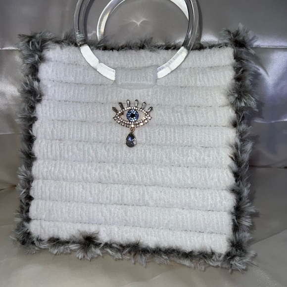 HANDMADE!! - Picture 2 of 3